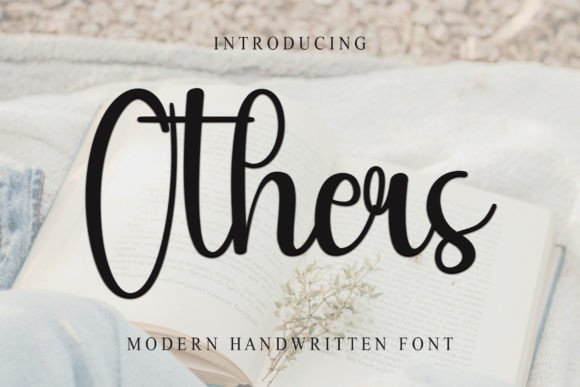 Others: A Refined Handwritten Font for Editorial Warmth